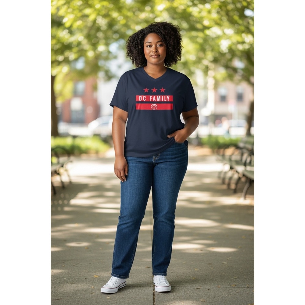Fanatics NBA Washington Wizards DC Family Navy Blue V-Neck T-Shirt Womens XL NWT